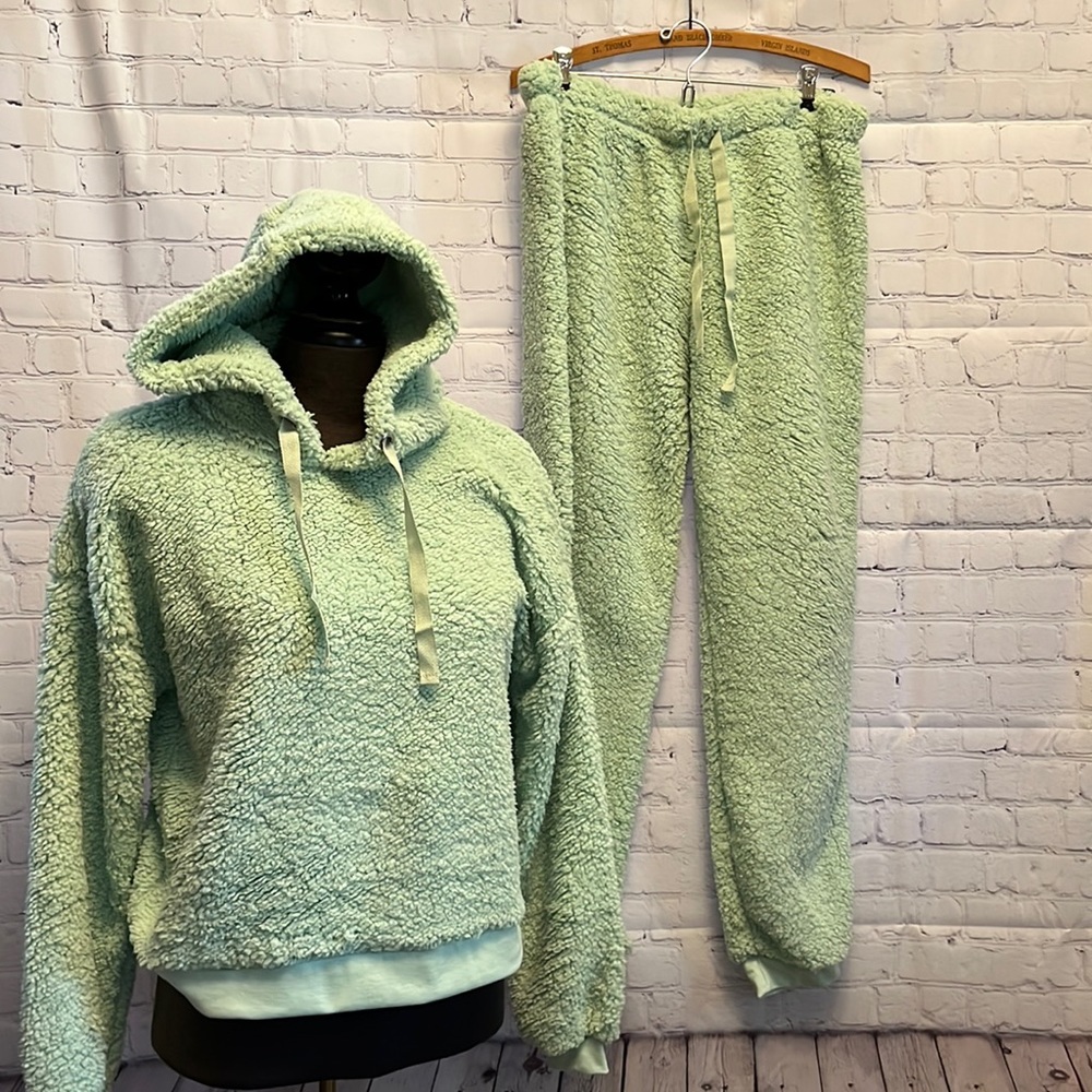 Blue Star Clothing Company Fuzzy Sweatsuit